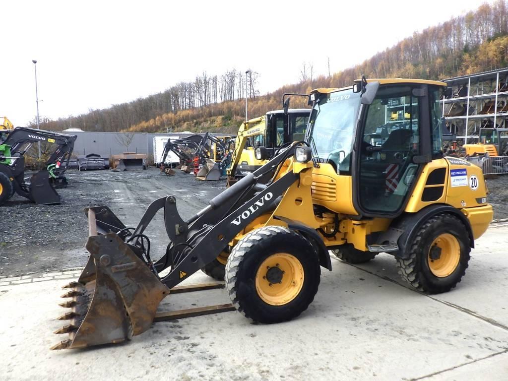 Volvo L 20 F 輪胎式裝載機