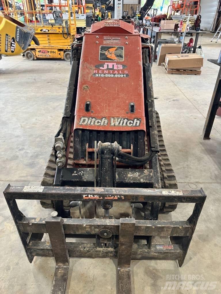 Ditch Witch SK 1050 滑移轉向裝載機