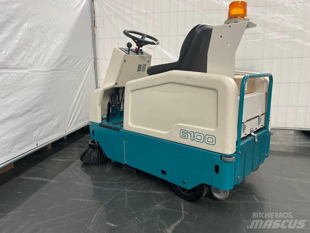 Tennant 6100 掃倉機