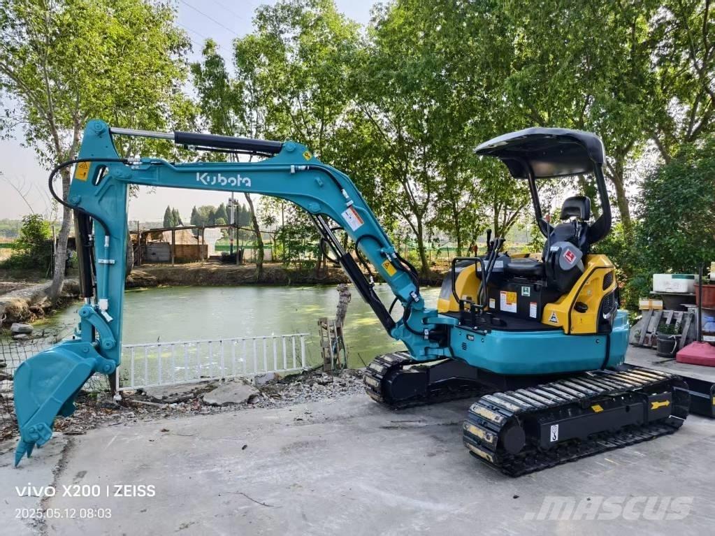 Kubota U 35 小型挖土機/掘鑿機<7t(小型挖掘機)