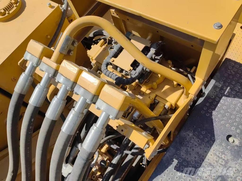 CAT 390 F 履帶式 挖土機/掘鑿機/挖掘機