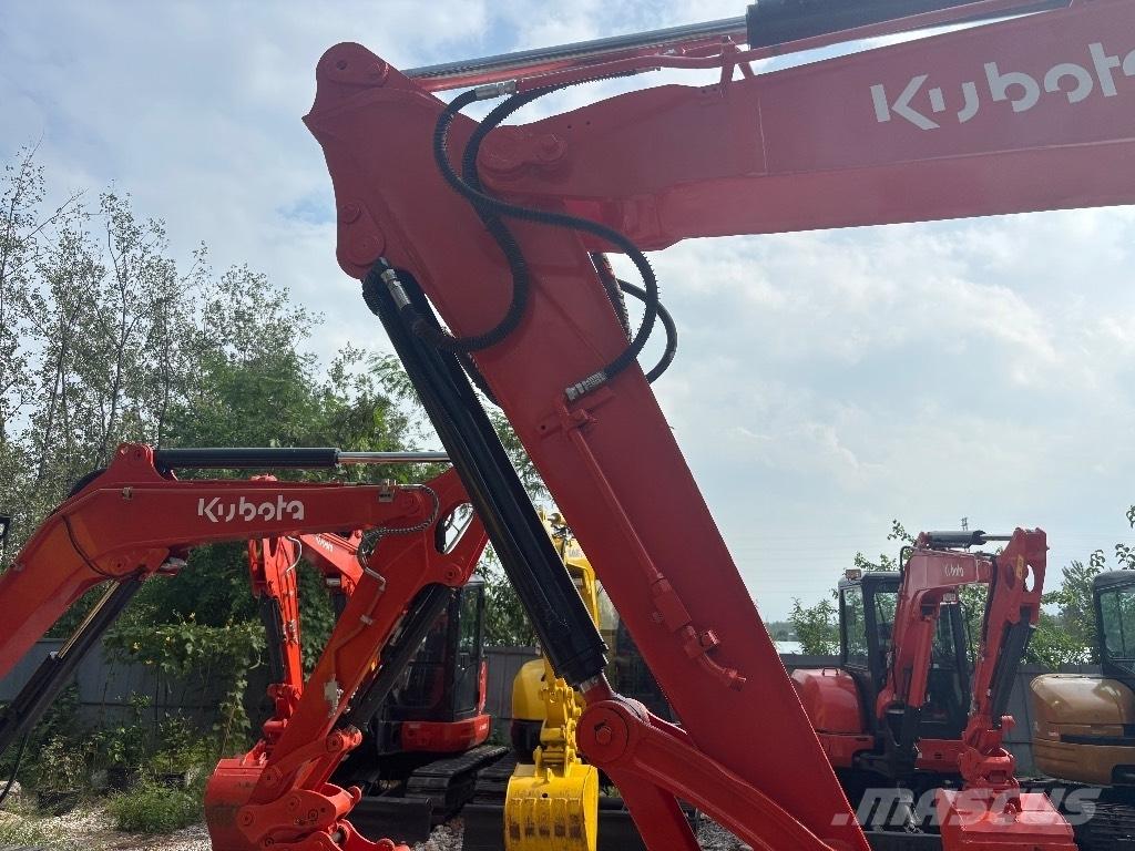 Kubota KX 80-4 小型挖土機/掘鑿機<7t(小型挖掘機)
