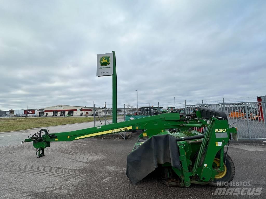 John Deere 830 割草調節裝置