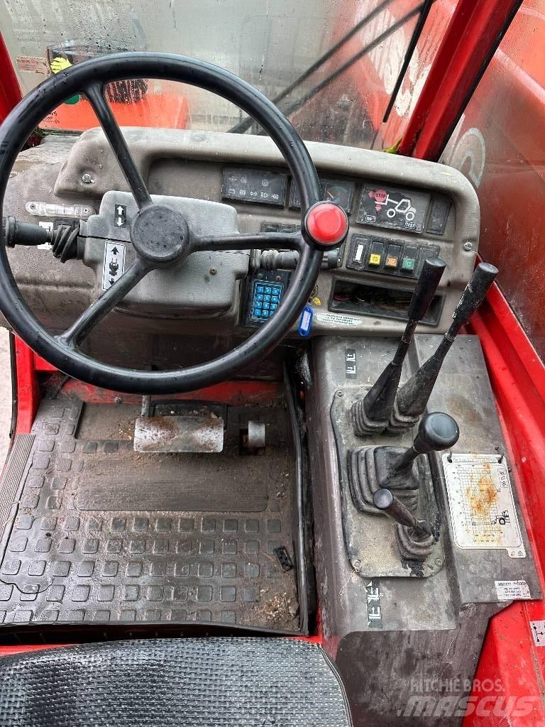 Manitou MT 940 L 伸縮臂操作車