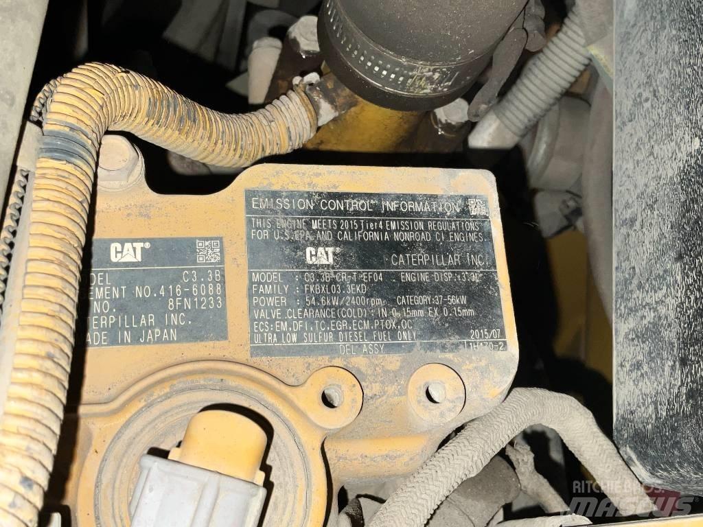 CAT 906 M 輪胎式裝載機
