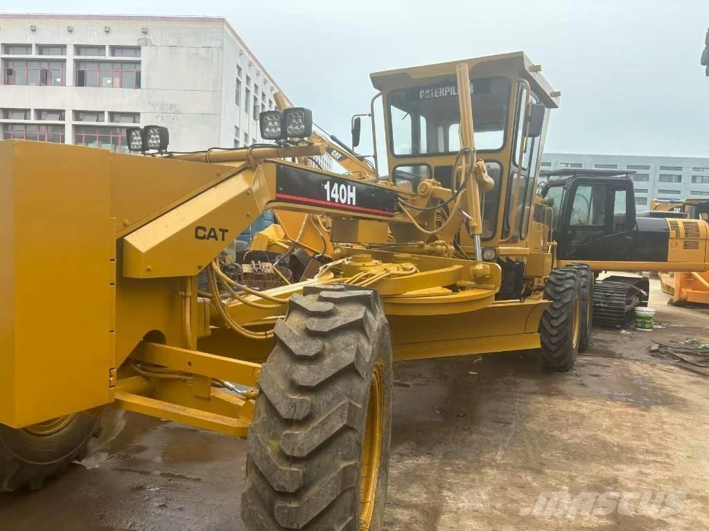 CAT 140 H 平土機