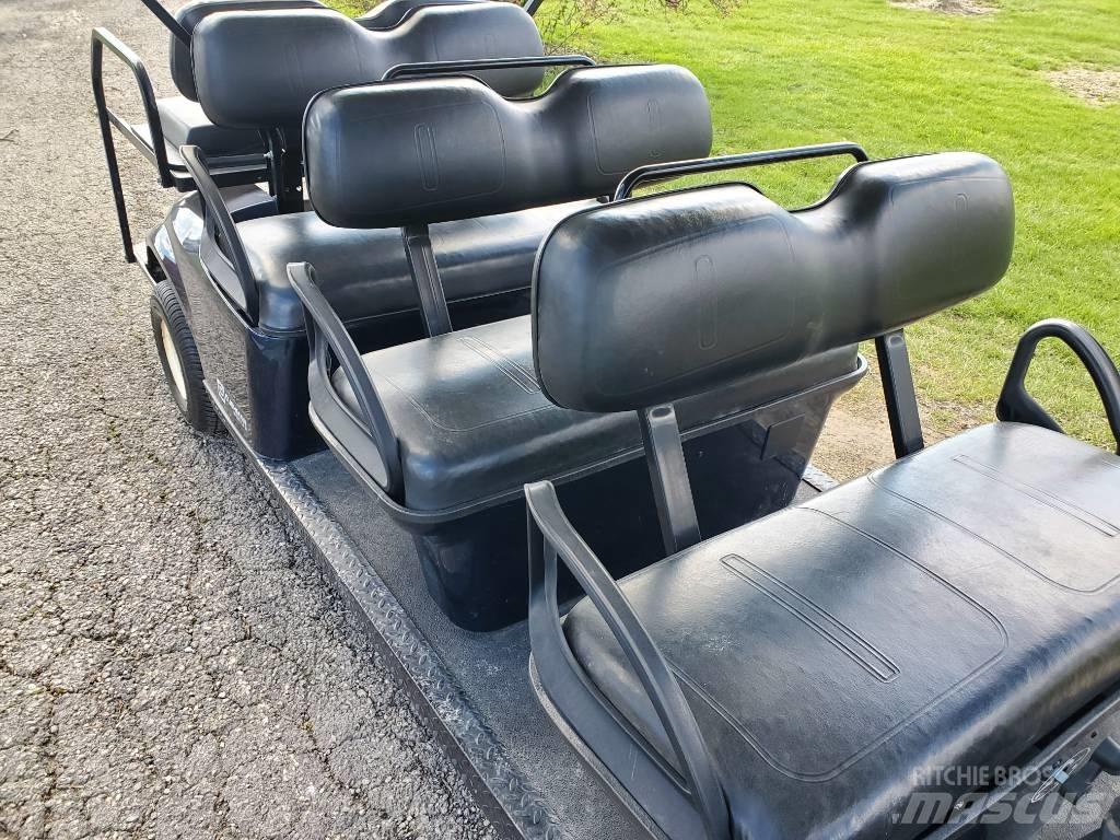 Cushman Shuttle 8 牽引車