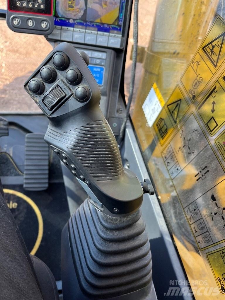 Komatsu HB 365LC-3E0 履帶式 挖土機/掘鑿機/挖掘機