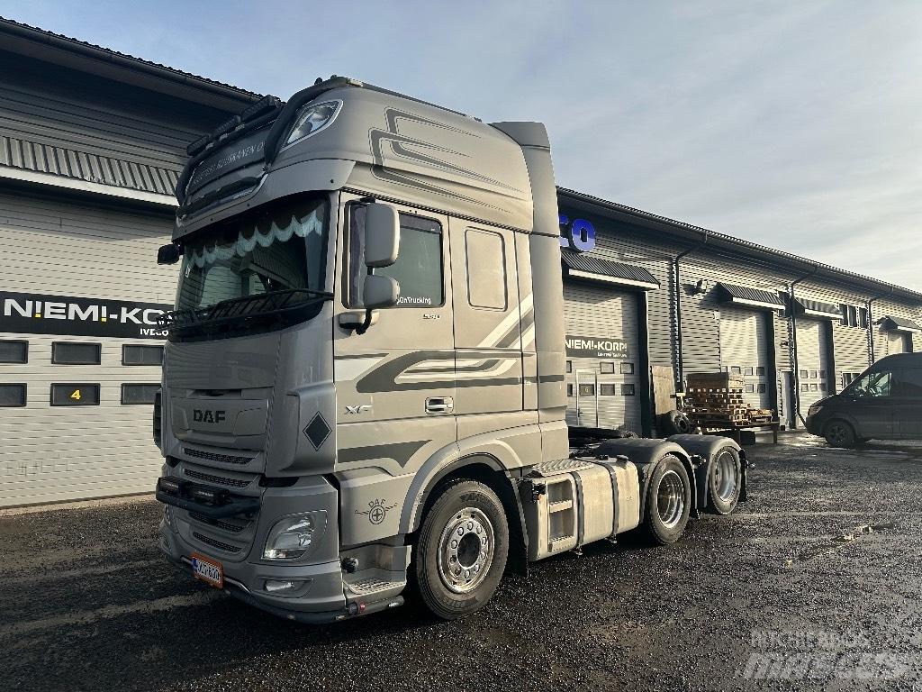 DAF XF 530 曳引機組件