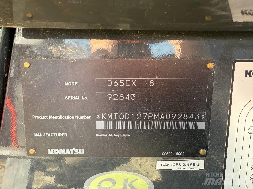 Komatsu D65EX-18 履帶推土機