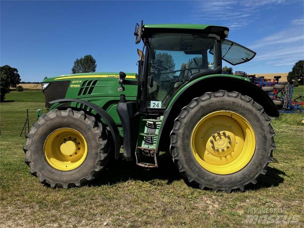 John Deere 6210R 曳引機