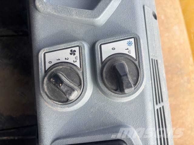 Bomag BW 177 D-5 單輪滾壓機