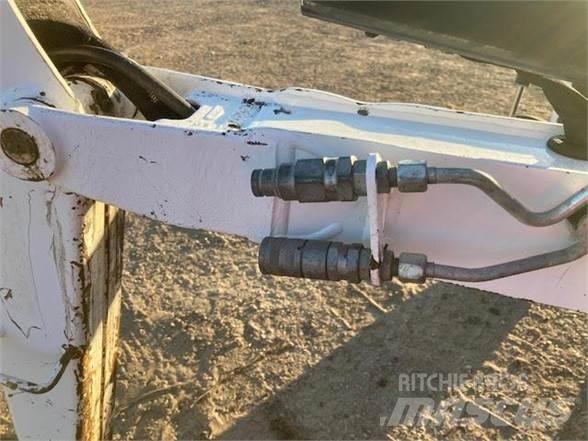 Bobcat 418 小型挖土機/掘鑿機<7t(小型挖掘機)