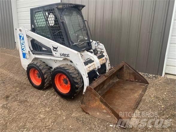 Bobcat 753 滑移轉向裝載機