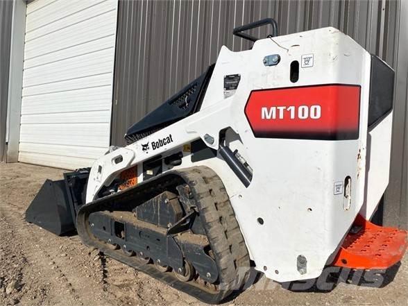 Bobcat MT100 滑移轉向裝載機