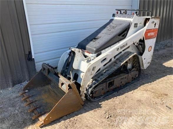 Bobcat MT85 滑移轉向裝載機