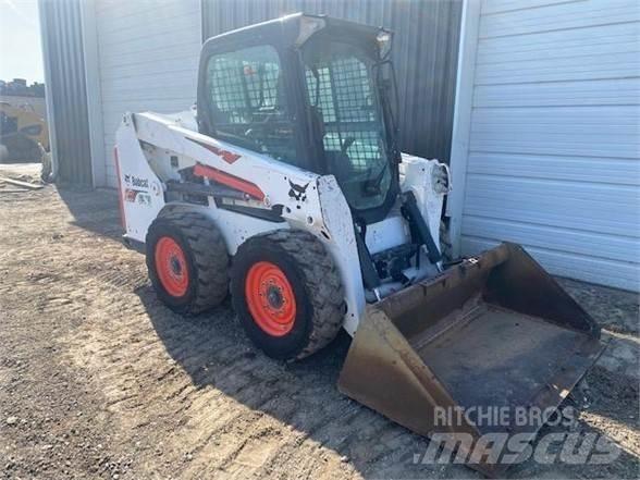 Bobcat S550 滑移轉向裝載機