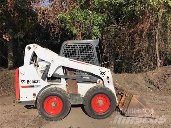 Bobcat S650 滑移轉向裝載機