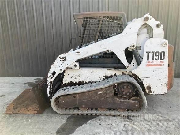 Bobcat T190 滑移轉向裝載機