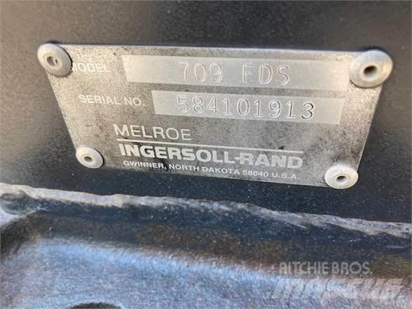 Bobcat T190 滑移轉向裝載機