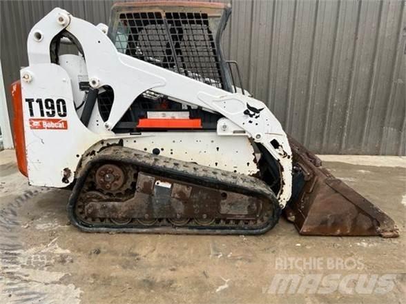 Bobcat T190 滑移轉向裝載機