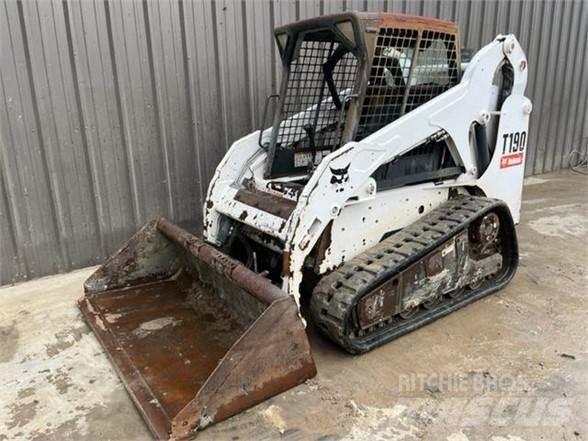 Bobcat T190 滑移轉向裝載機