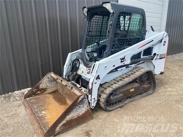 Bobcat T450 滑移轉向裝載機