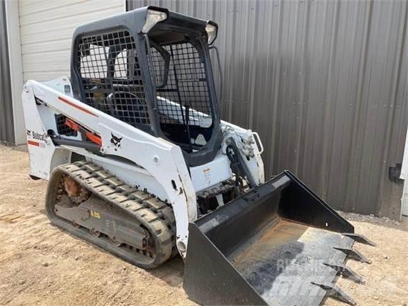 Bobcat T450 滑移轉向裝載機