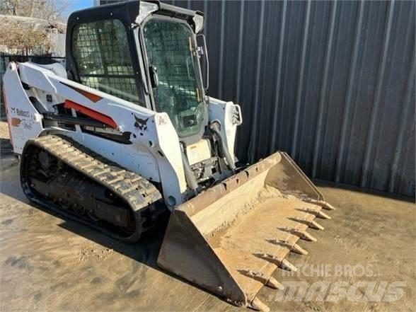 Bobcat T550 滑移轉向裝載機