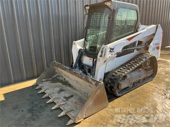Bobcat T550 滑移轉向裝載機