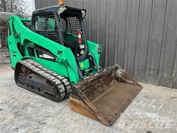 Bobcat T590 滑移轉向裝載機