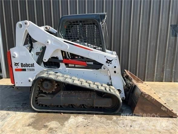 Bobcat T650 滑移轉向裝載機