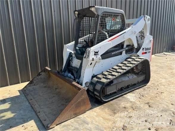 Bobcat T650 滑移轉向裝載機