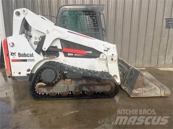Bobcat T650 滑移轉向裝載機