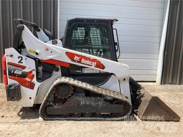 Bobcat T66 滑移轉向裝載機