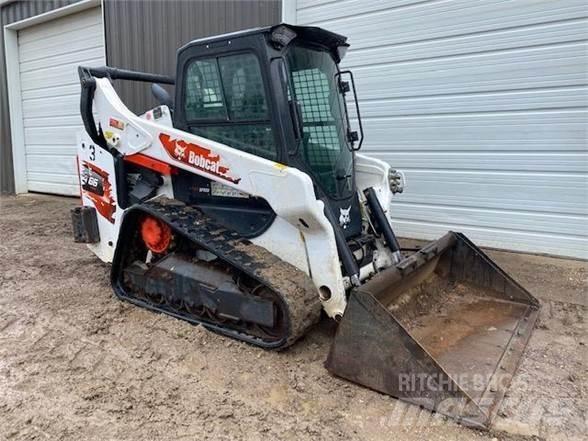Bobcat T66 滑移轉向裝載機