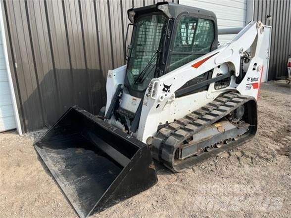 Bobcat T740 滑移轉向裝載機