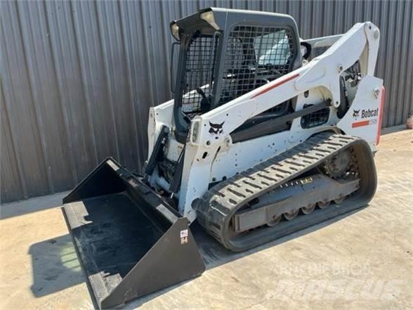 Bobcat T750 滑移轉向裝載機