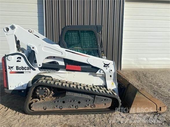 Bobcat T870 滑移轉向裝載機