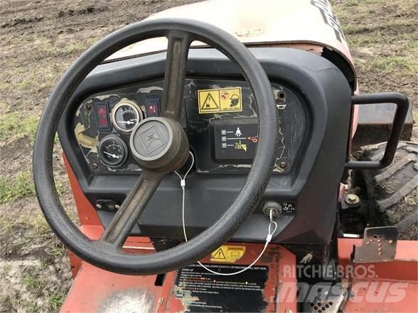 CASE 590 反鏟裝載機