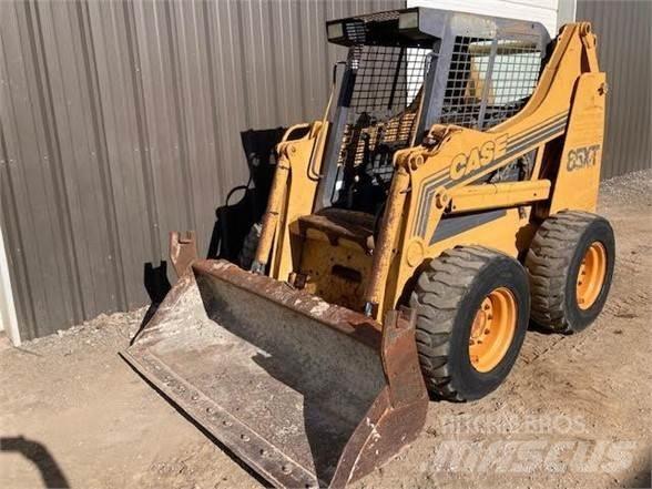 CASE 85XT 滑移轉向裝載機