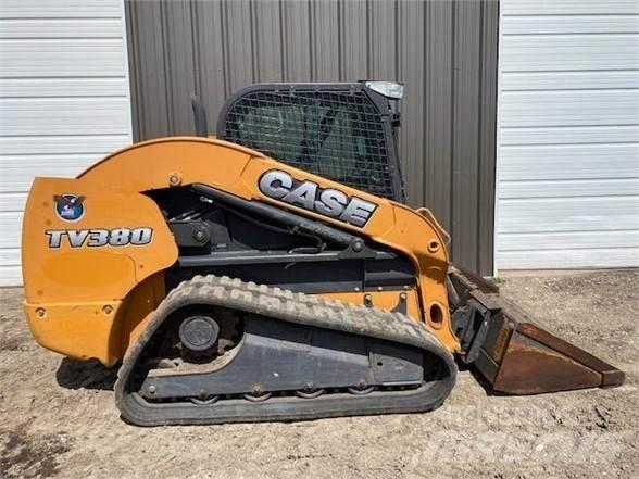 CASE TV380 滑移轉向裝載機