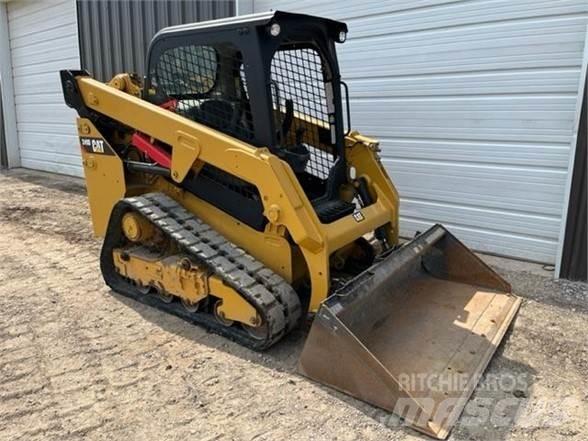 CAT 249D 滑移轉向裝載機