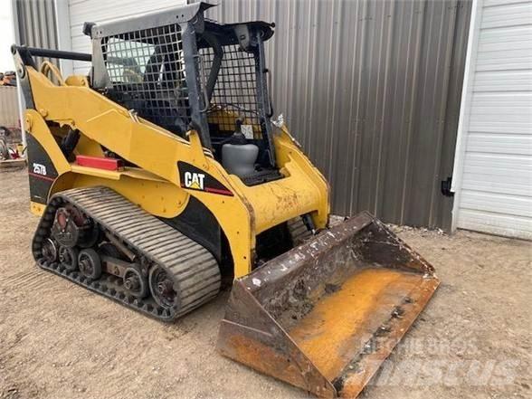 CAT 257B 滑移轉向裝載機