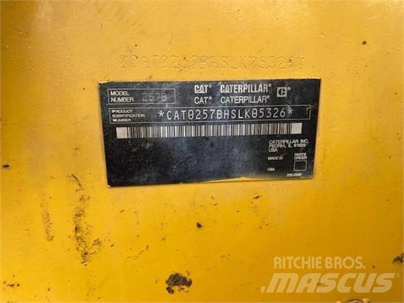 CAT 257B 滑移轉向裝載機