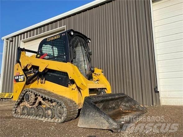 CAT 257D 滑移轉向裝載機