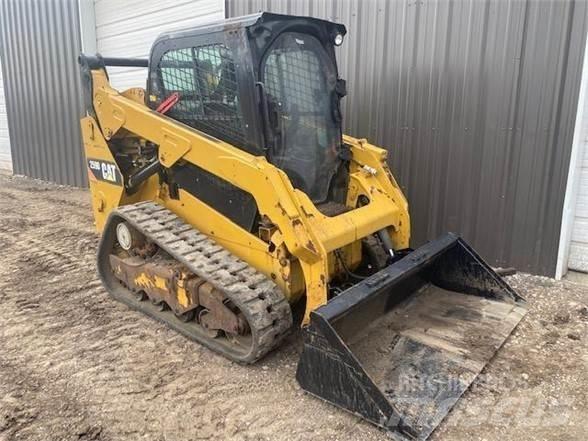 CAT 259D 滑移轉向裝載機