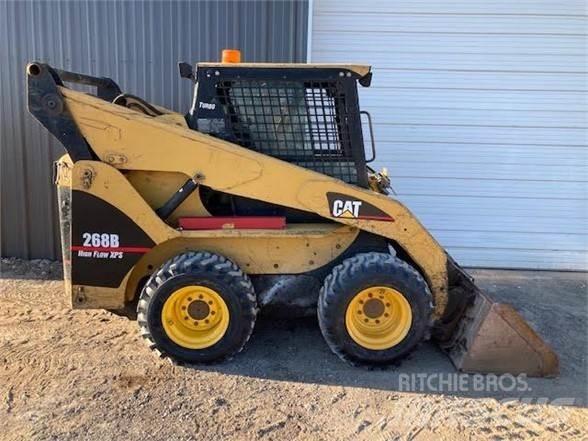 CAT 268B 滑移轉向裝載機