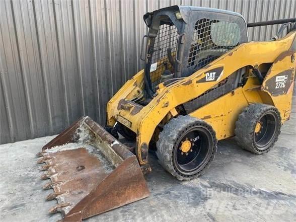 CAT 272C 滑移轉向裝載機