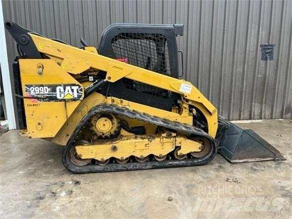 CAT 299D2 滑移轉向裝載機